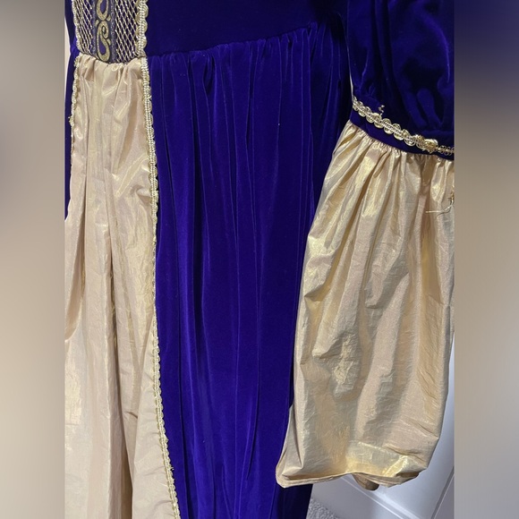 High Quality Princess Dress Youth XL - Picture 4 of 15